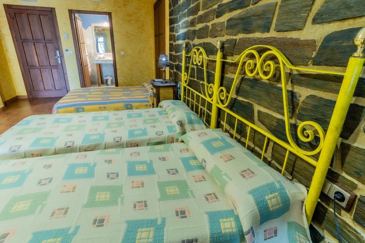 Hotel Rural El Labriego By Vivere Stays Plasenzuela Exteriör bild