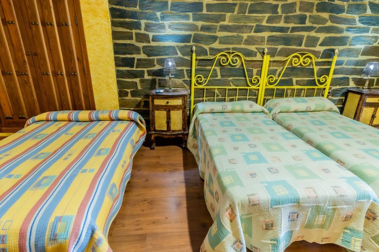 Hotel Rural El Labriego By Vivere Stays Plasenzuela Exteriör bild