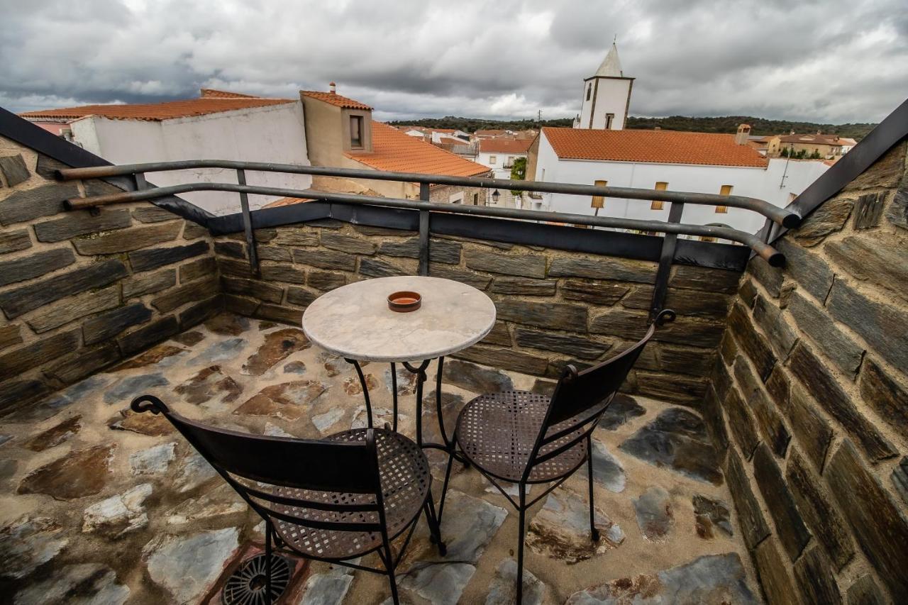 Hotel Rural El Labriego By Vivere Stays Plasenzuela Exteriör bild