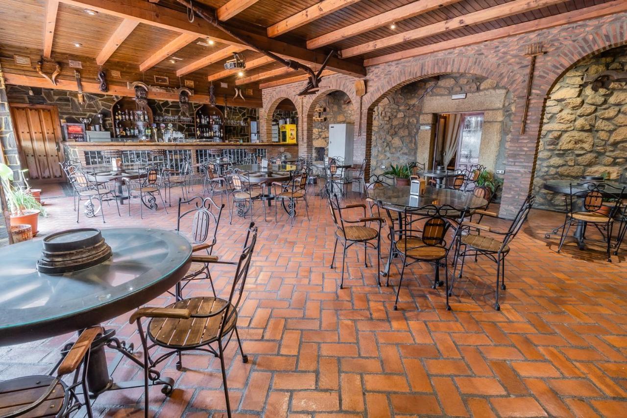 Hotel Rural El Labriego By Vivere Stays Plasenzuela Exteriör bild